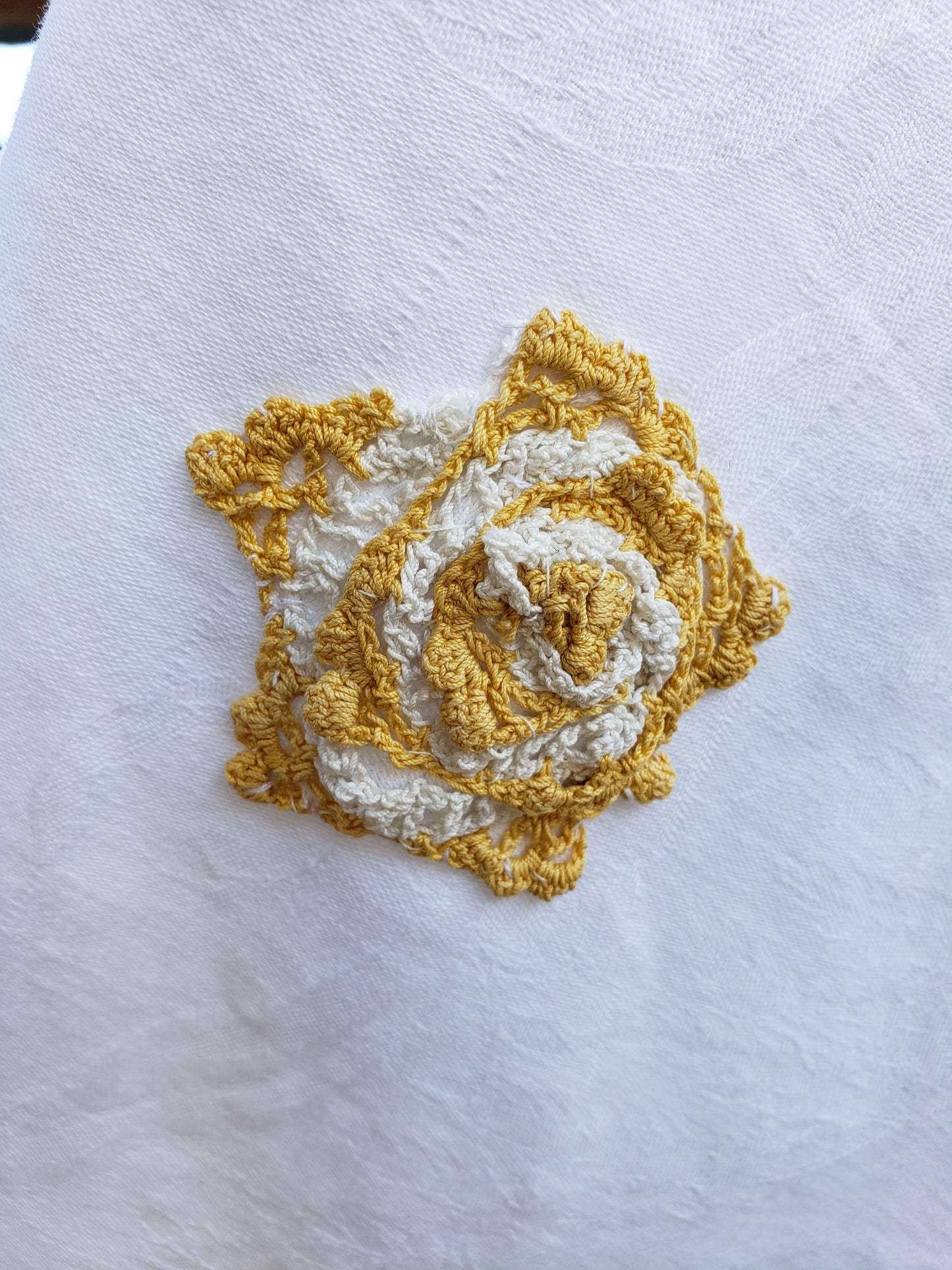 Handmade embroidered pocket skirt