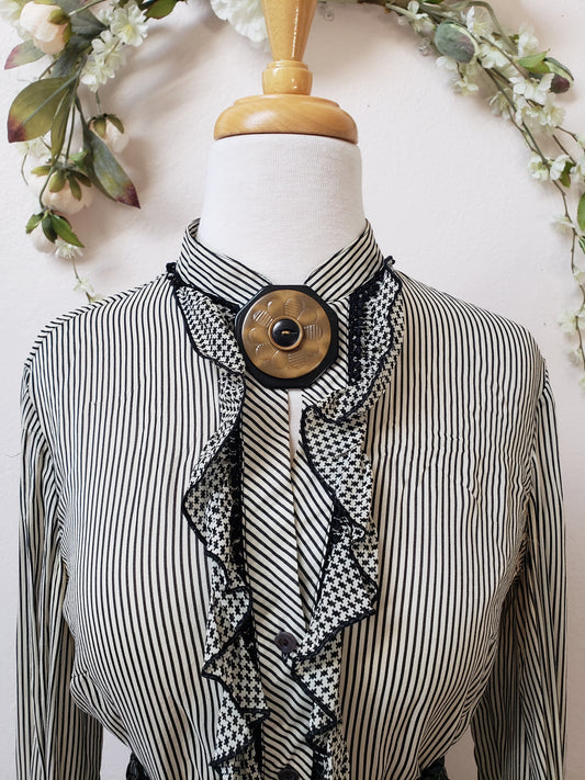 Vintage buttons brooch
