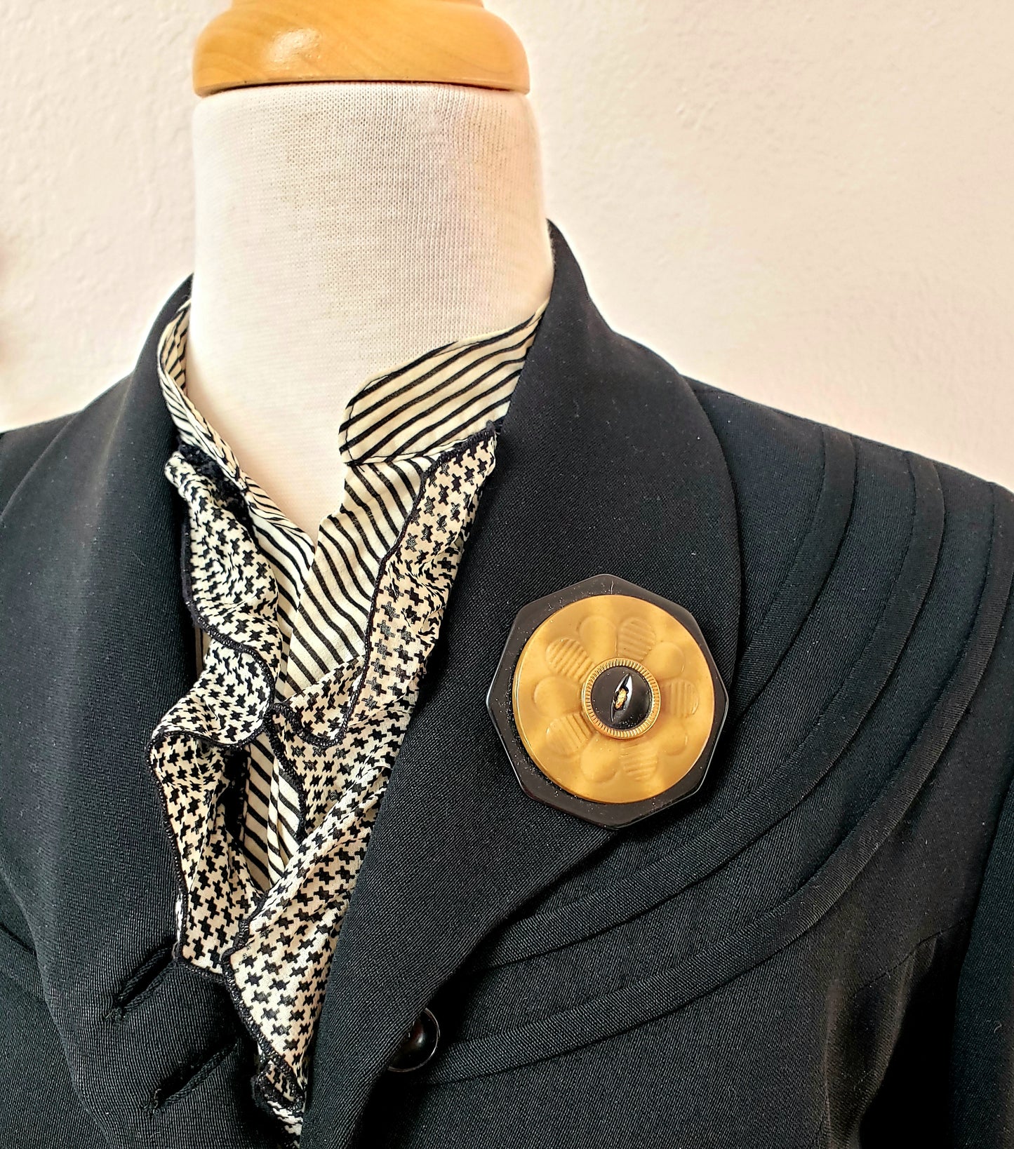 Vintage buttons brooch
