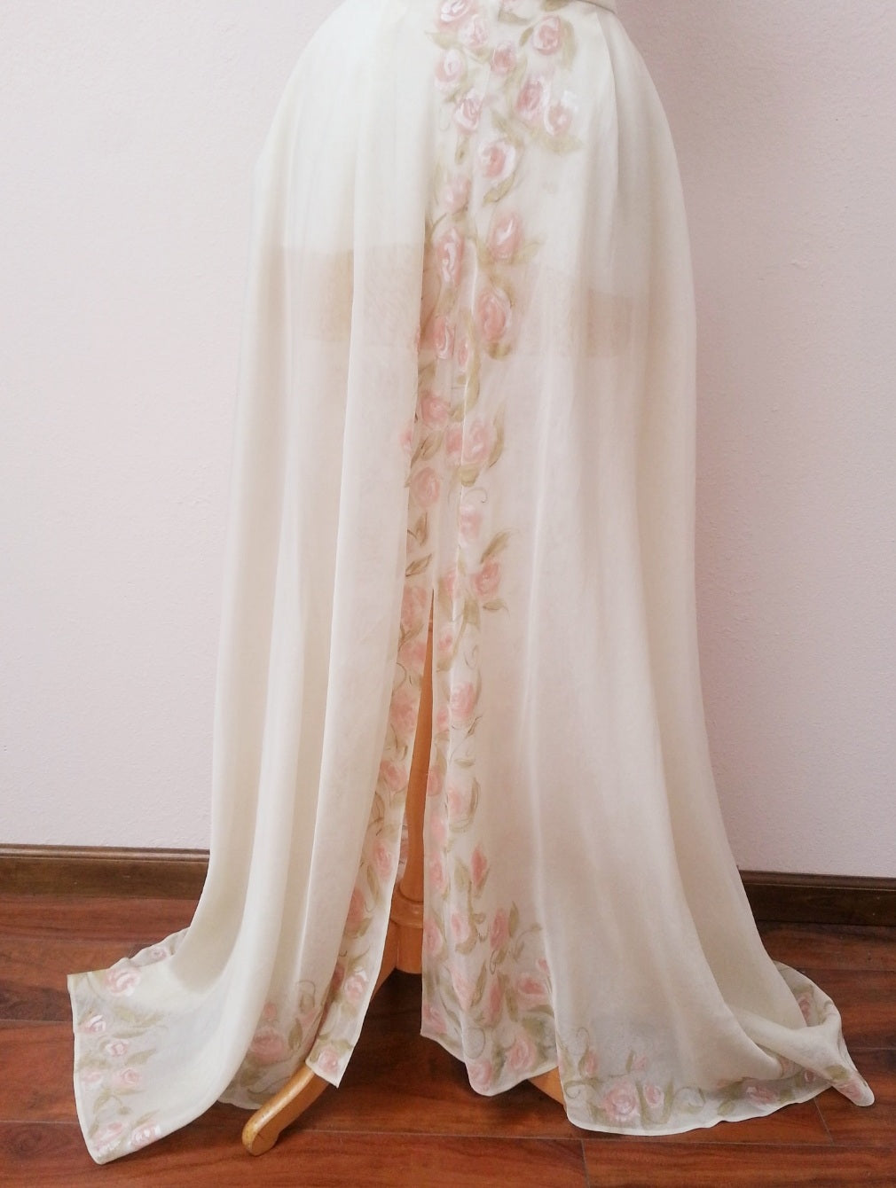 Handpainted bridal skirt with roses